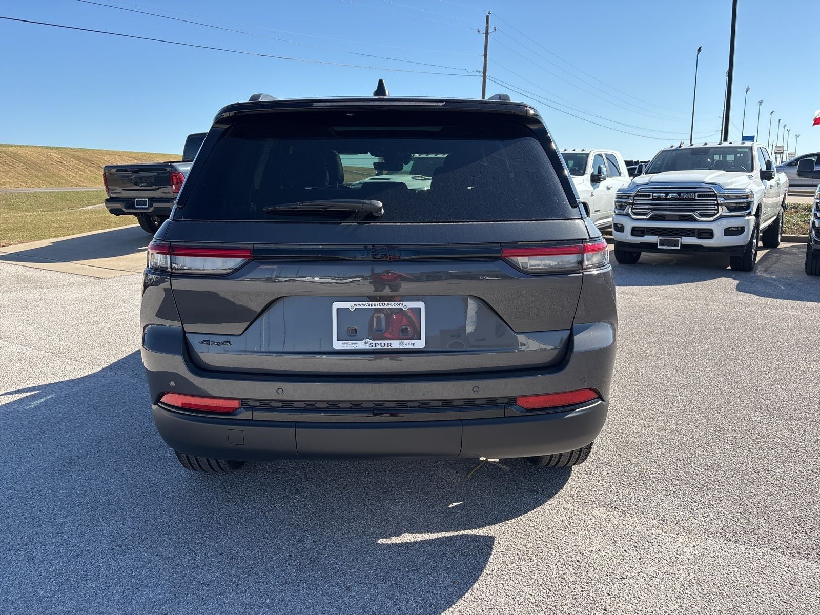 2025 Jeep Grand Cherokee GRAND CHEROKEE LIMITED 4X4