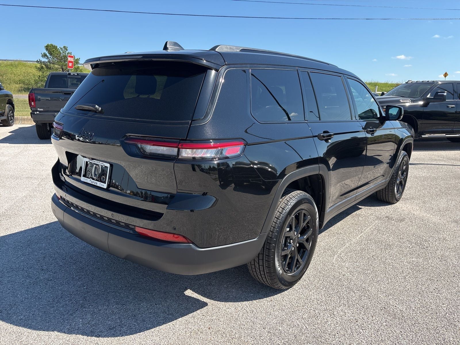 2025 Jeep Grand Cherokee L GRAND CHEROKEE L ALTITUDE X 4X2