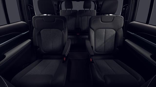2026 Jeep Grand Cherokee L GRAND CHEROKEE L LAREDO X 4X2