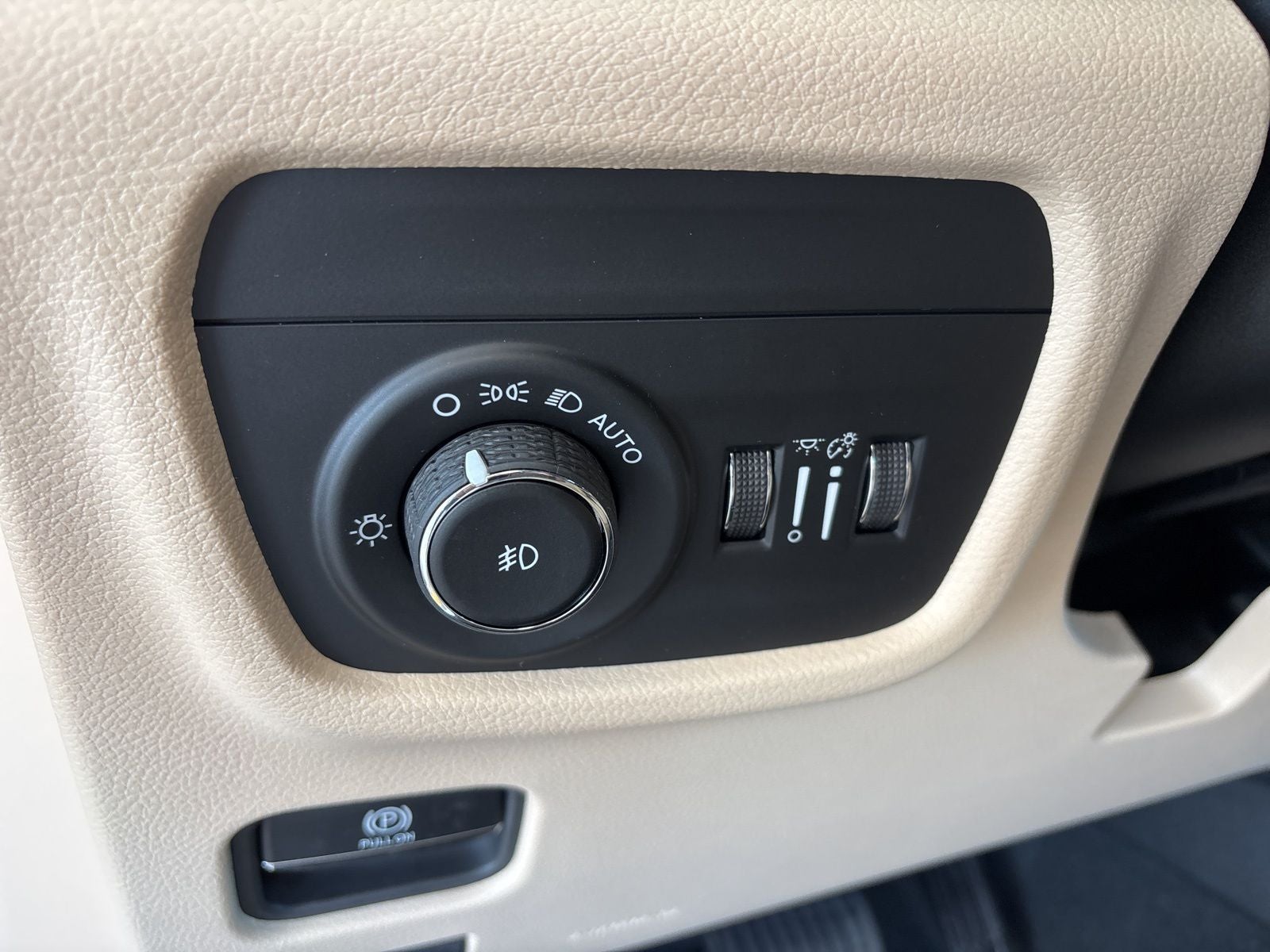 2026 Jeep Grand Cherokee L GRAND CHEROKEE L LIMITED 4X2