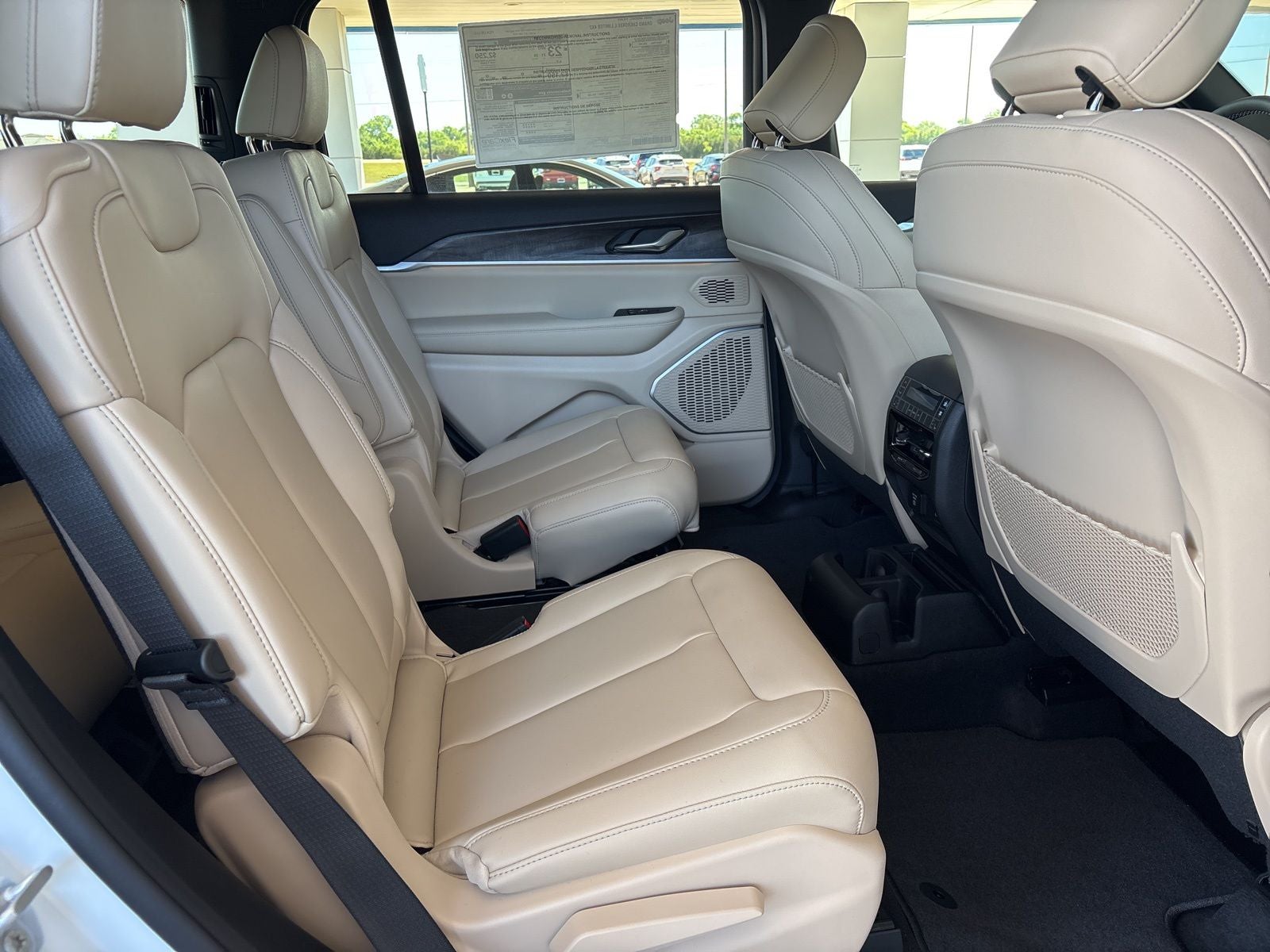 2026 Jeep Grand Cherokee L GRAND CHEROKEE L LIMITED 4X2