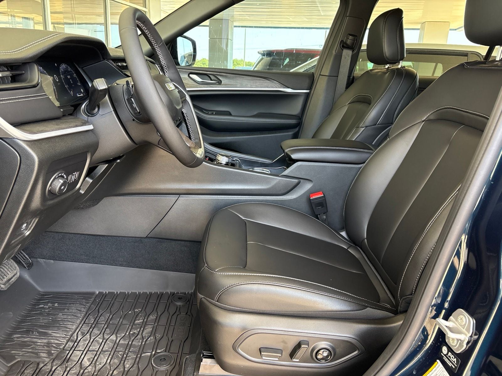 2026 Jeep Grand Cherokee L GRAND CHEROKEE L LIMITED 4X2