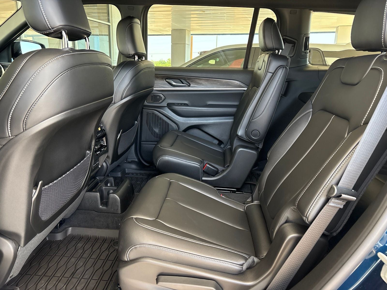 2026 Jeep Grand Cherokee L GRAND CHEROKEE L LIMITED 4X2