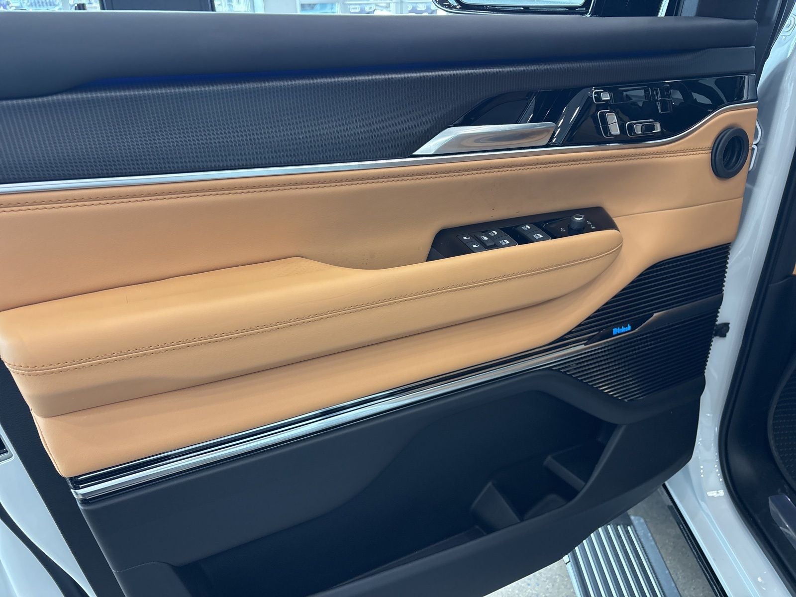 2026 Jeep Grand Wagoneer GRAND WAGONEER L SUMMIT RESERVE 4X4
