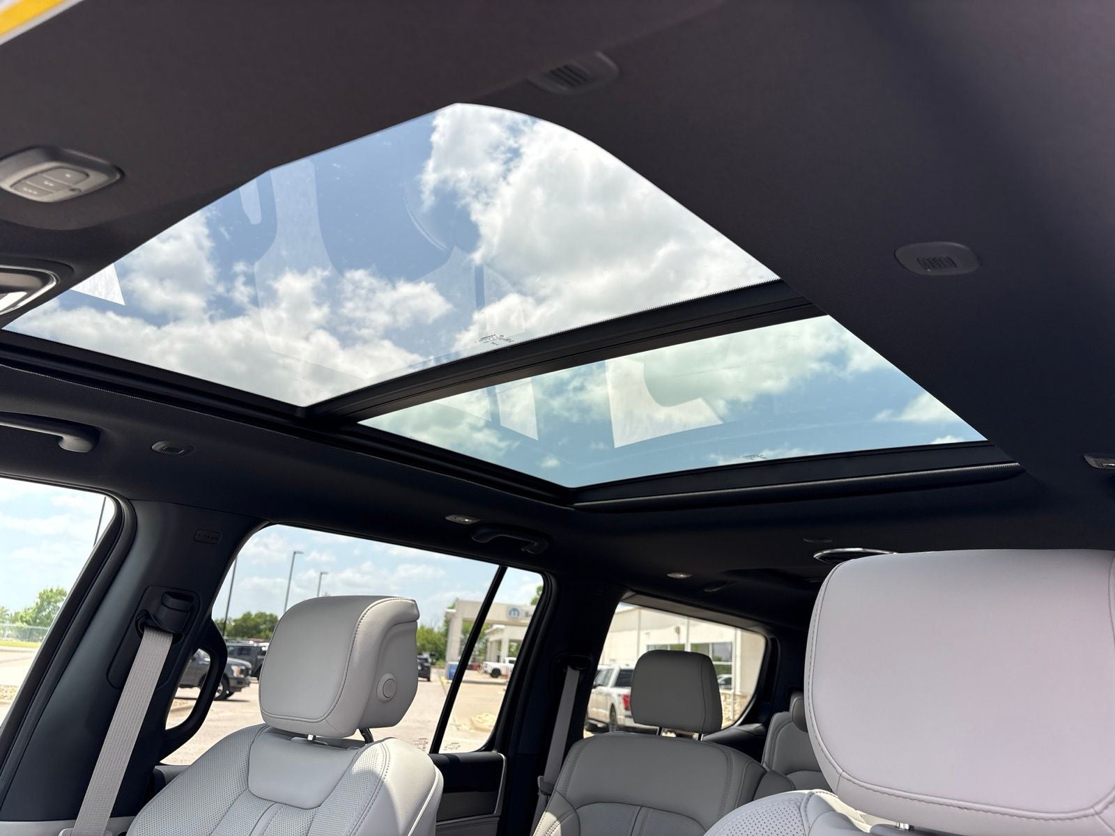 2026 Jeep Grand Wagoneer GRAND WAGONEER 4X2