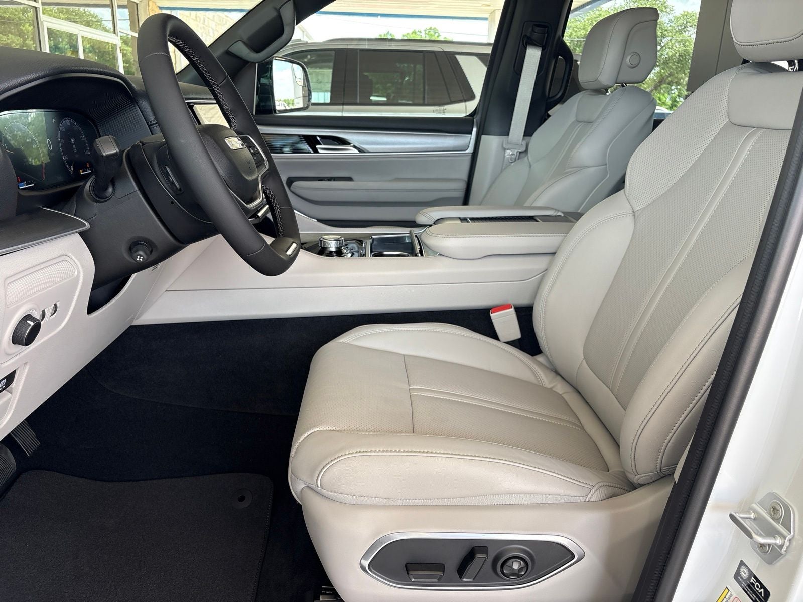 2026 Jeep Grand Wagoneer GRAND WAGONEER 4X2