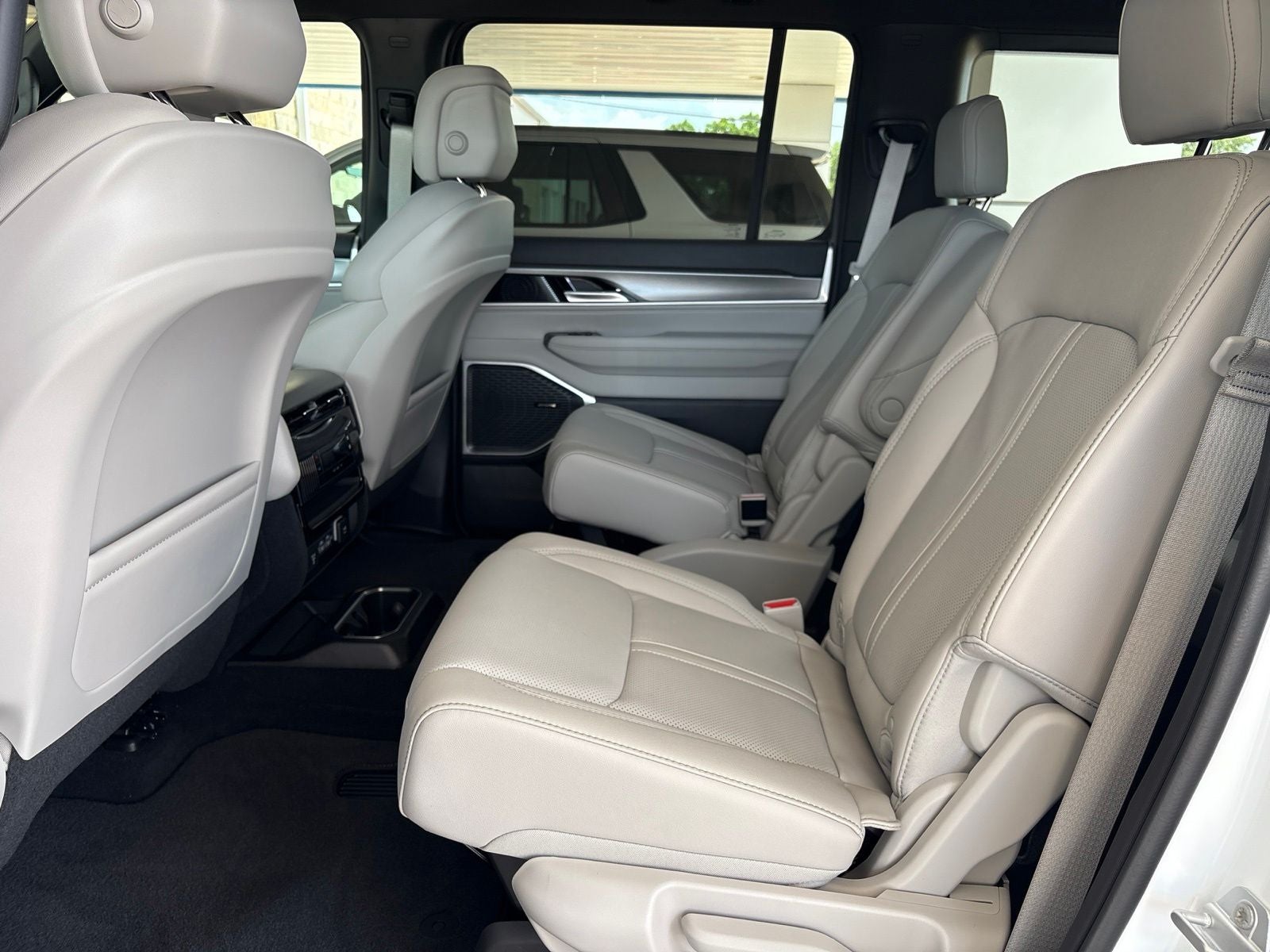 2026 Jeep Grand Wagoneer GRAND WAGONEER 4X2