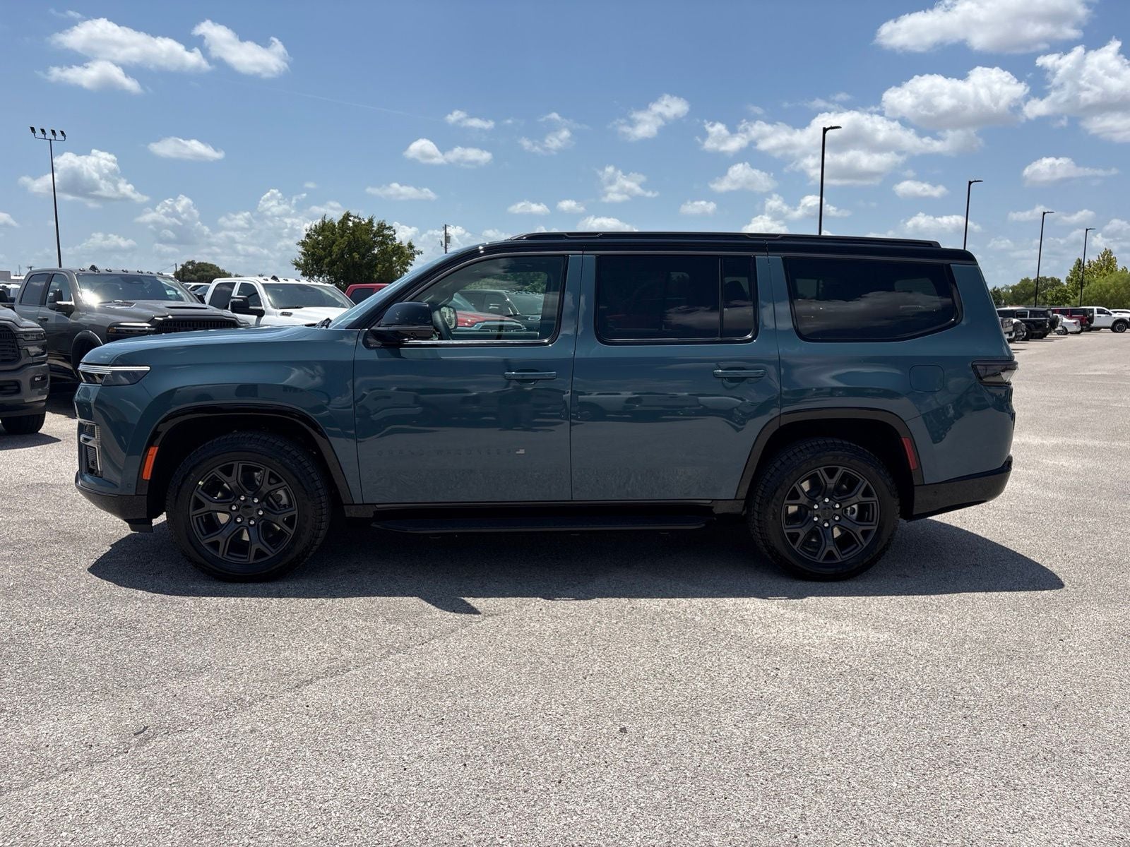 2026 Jeep Grand Wagoneer GRAND WAGONEER UPLAND 4X4