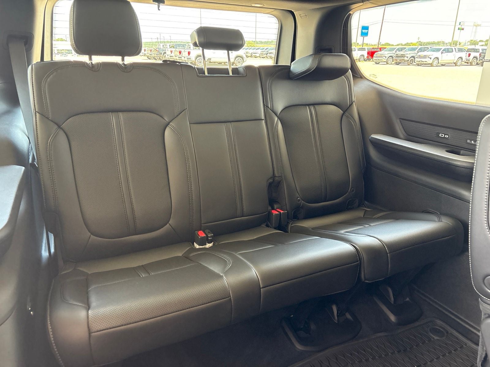 2026 Jeep Grand Wagoneer GRAND WAGONEER UPLAND 4X4