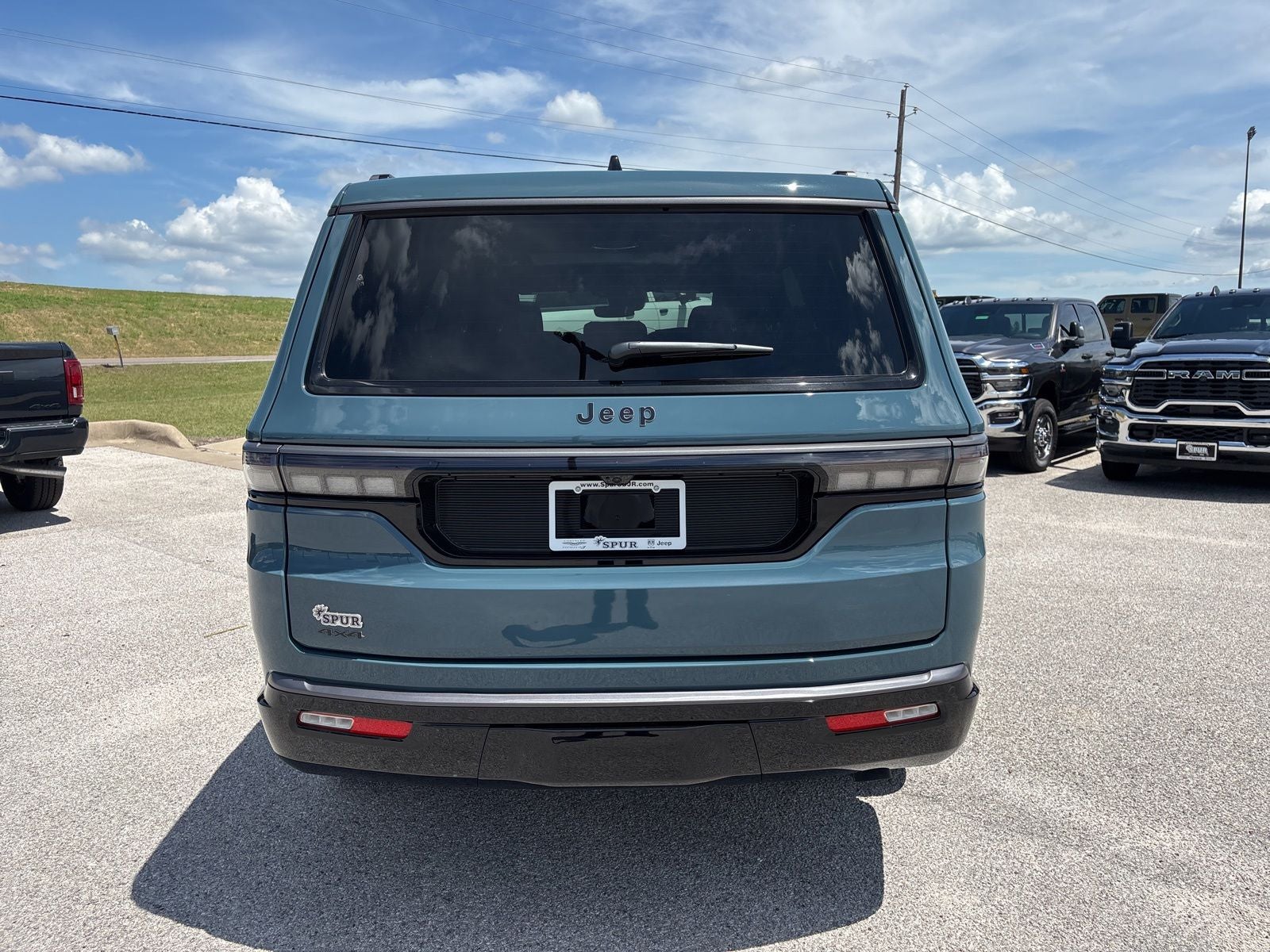 2026 Jeep Grand Wagoneer GRAND WAGONEER LIMITED RESERVE 4X4