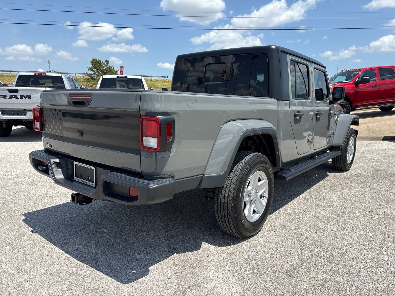 2022 Jeep Gladiator Sport S 4x4