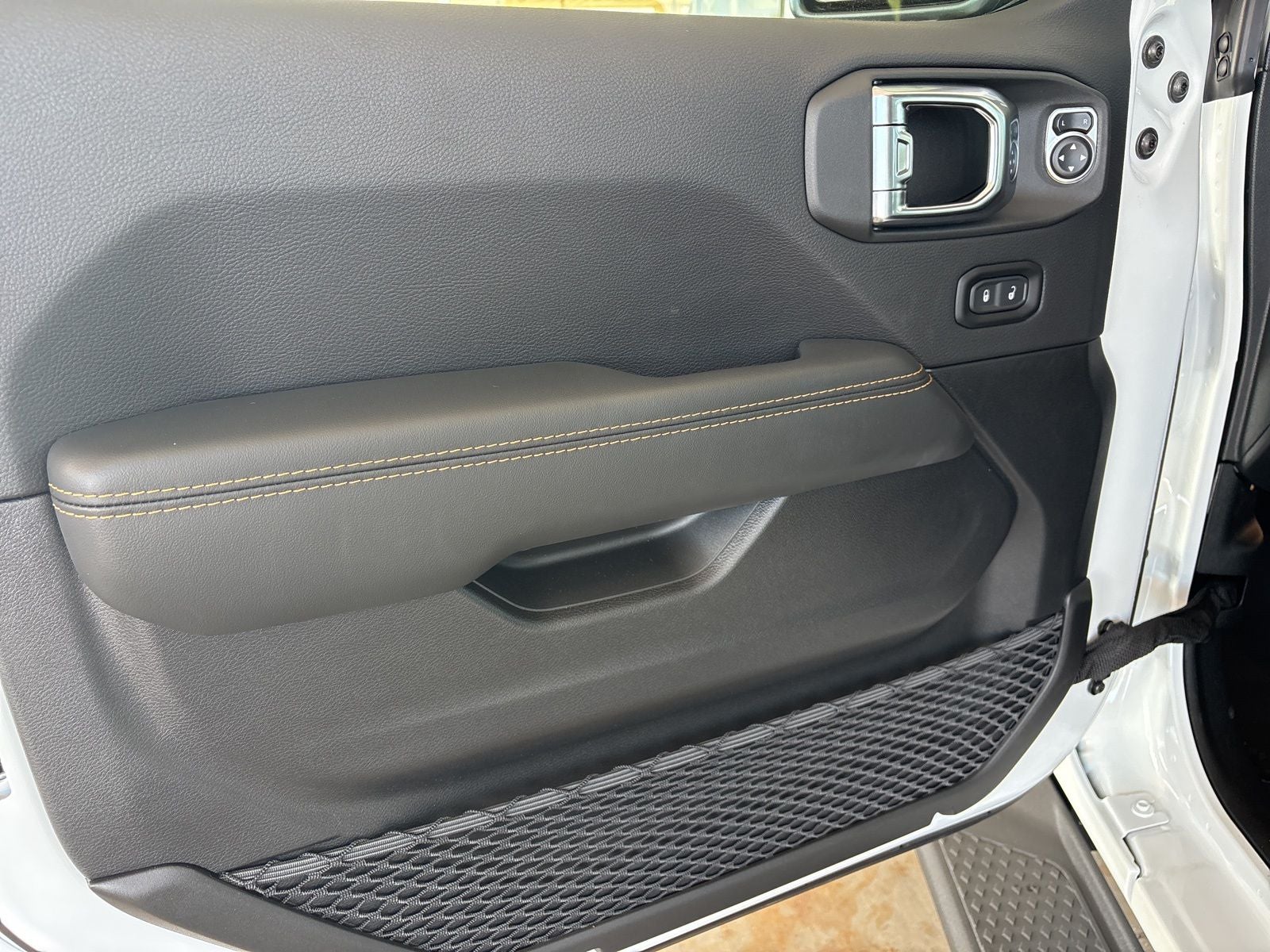 2025 Jeep Gladiator GLADIATOR HIGH TIDE 4X4