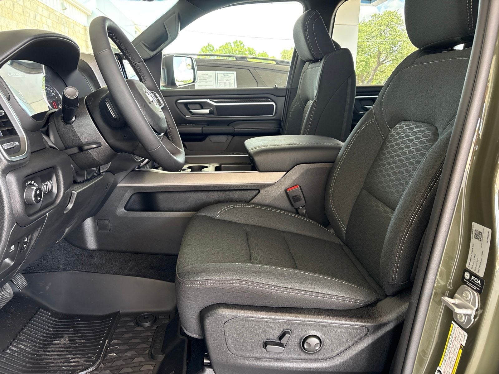 2026 RAM Ram 1500 RAM 1500 LONE STAR CREW CAB 4X2 5'7' BOX