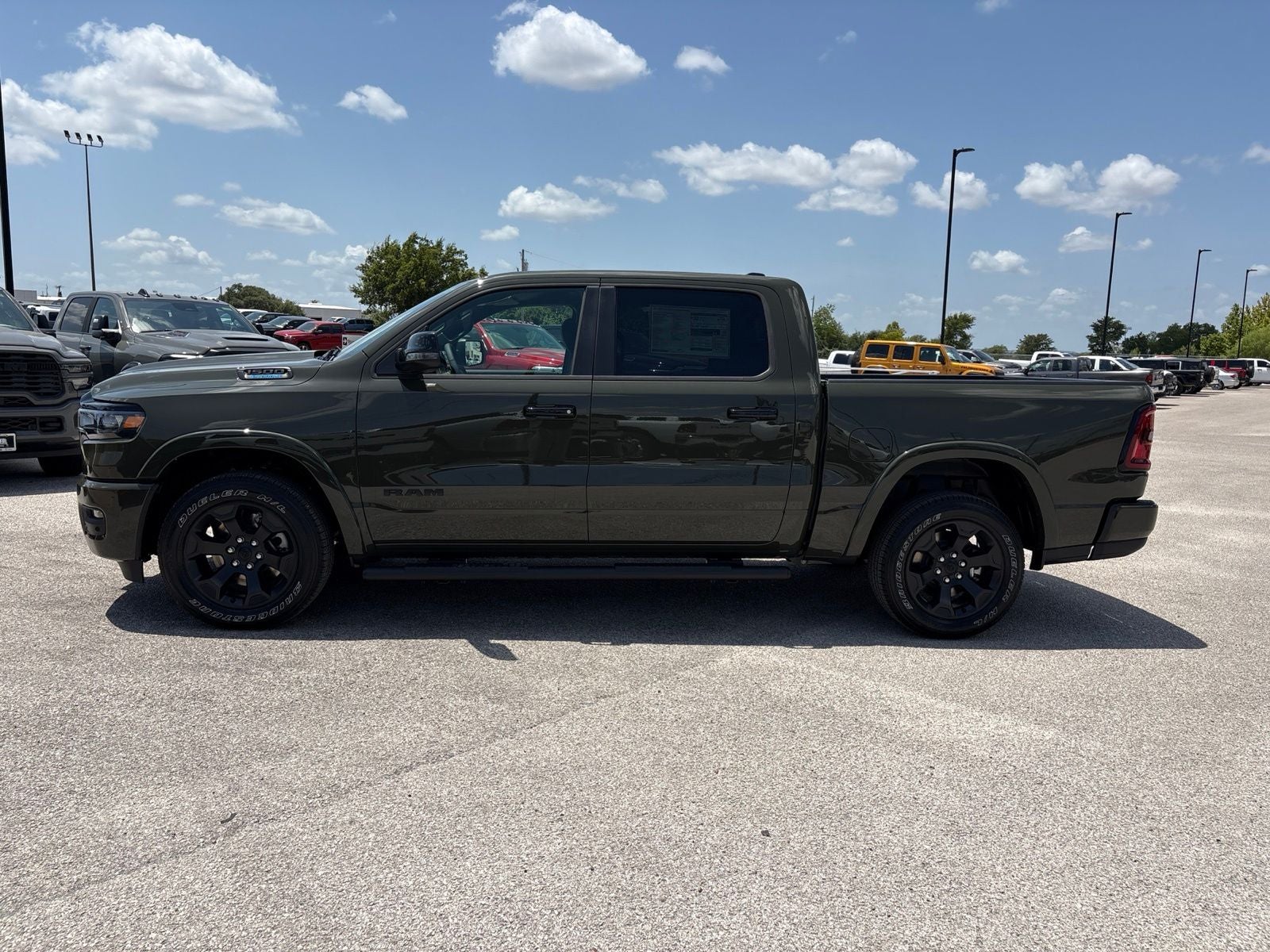 2026 RAM Ram 1500 RAM 1500 LONE STAR CREW CAB 4X2 5'7' BOX