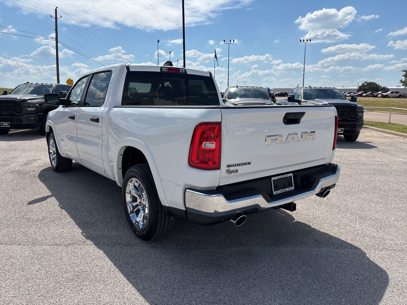2026 RAM Ram 1500 RAM 1500 BIG HORN CREW CAB 4X2 5'7' BOX