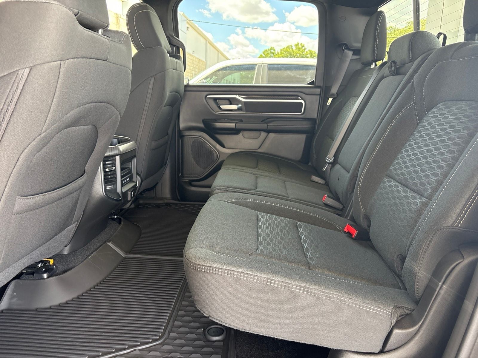 2027 RAM Ram 1500 RAM 1500 LONE STAR CREW CAB 4X2 5'7' BOX