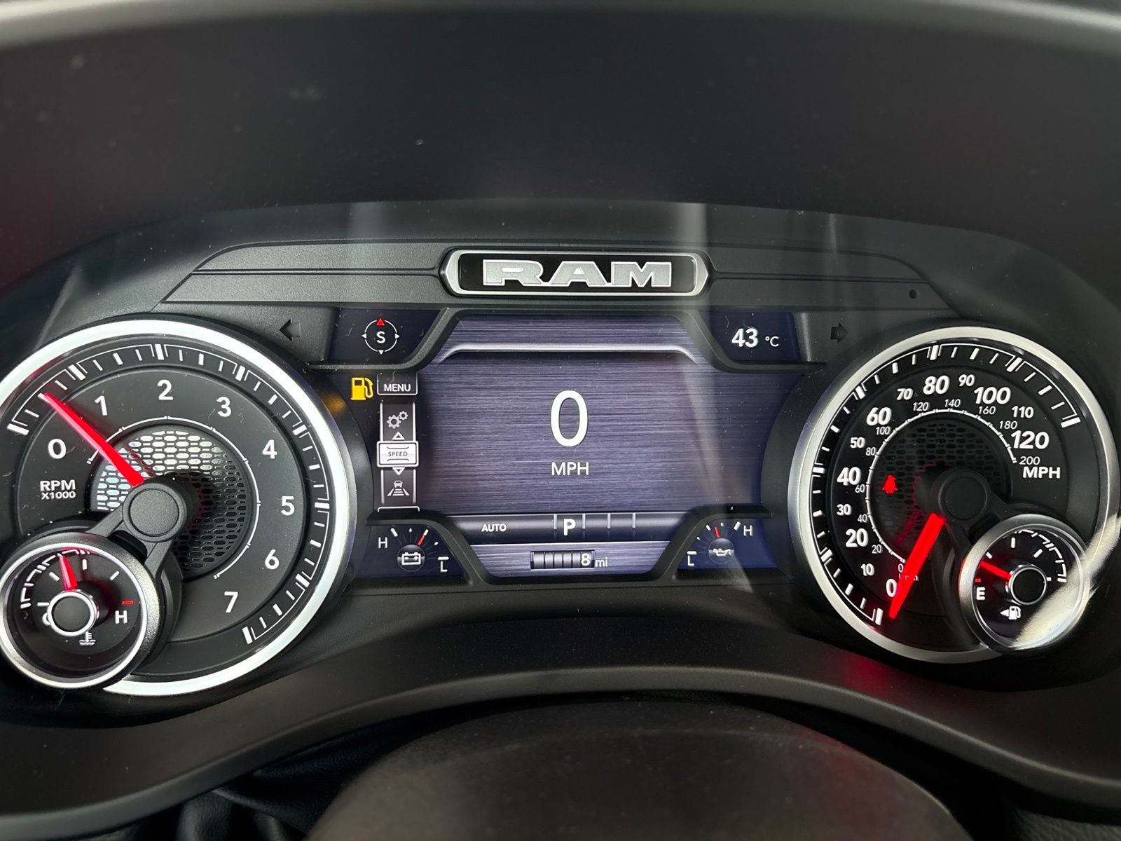 2027 RAM Ram 1500 RAM 1500 LONE STAR CREW CAB 4X2 5'7' BOX