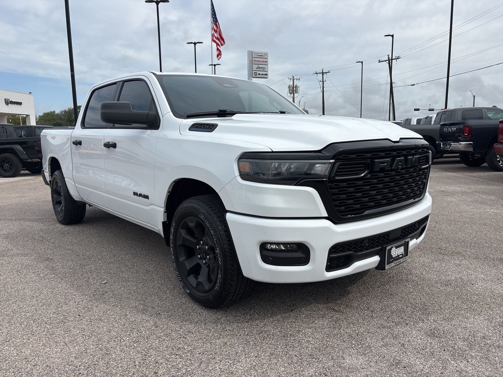 2025 RAM Ram 1500 Tradesman Crew Cab 4x2 5'7' Box
