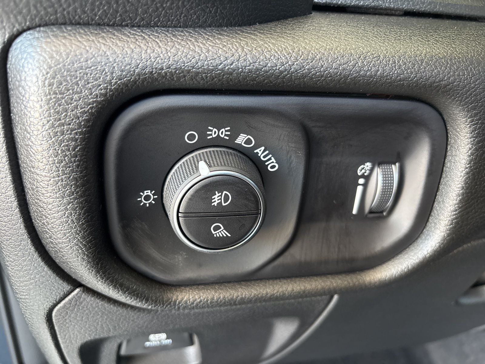 2026 RAM Ram 1500 RAM 1500 EXPRESS CREW CAB 4X2 5'7' BOX