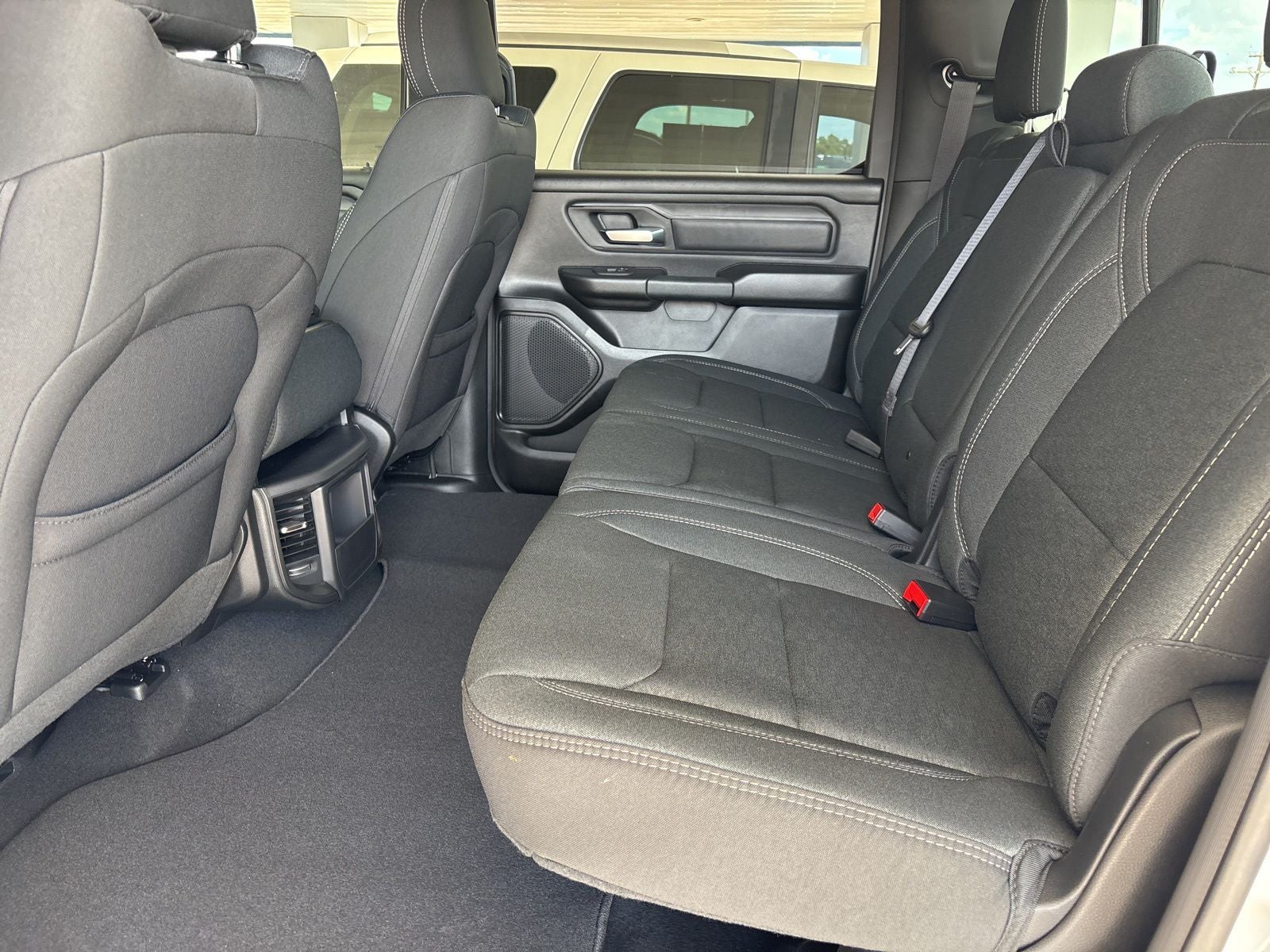 2026 RAM Ram 1500 RAM 1500 EXPRESS CREW CAB 4X2 5'7' BOX