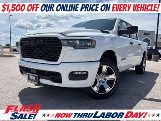 2026 RAM Ram 1500 RAM 1500 EXPRESS CREW CAB 4X2 5'7' BOX