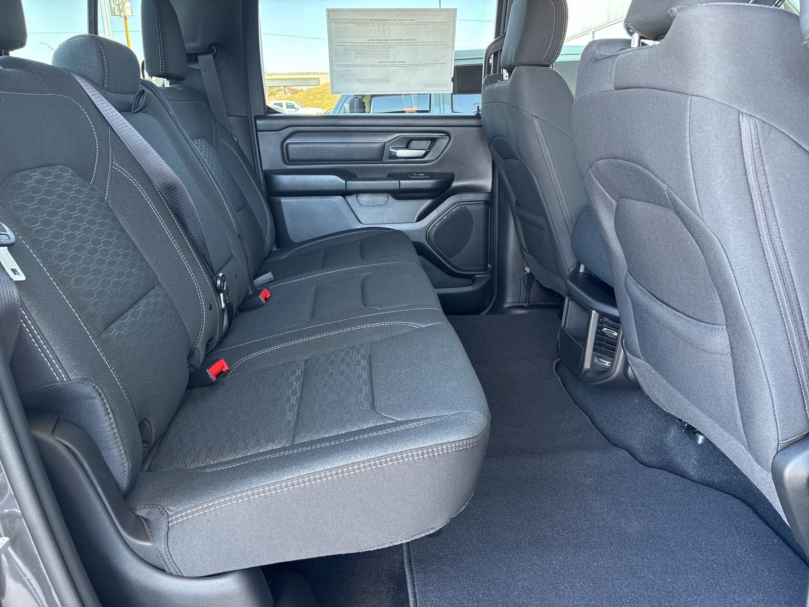 2026 RAM Ram 1500 RAM 1500 EXPRESS CREW CAB 4X2 5'7' BOX