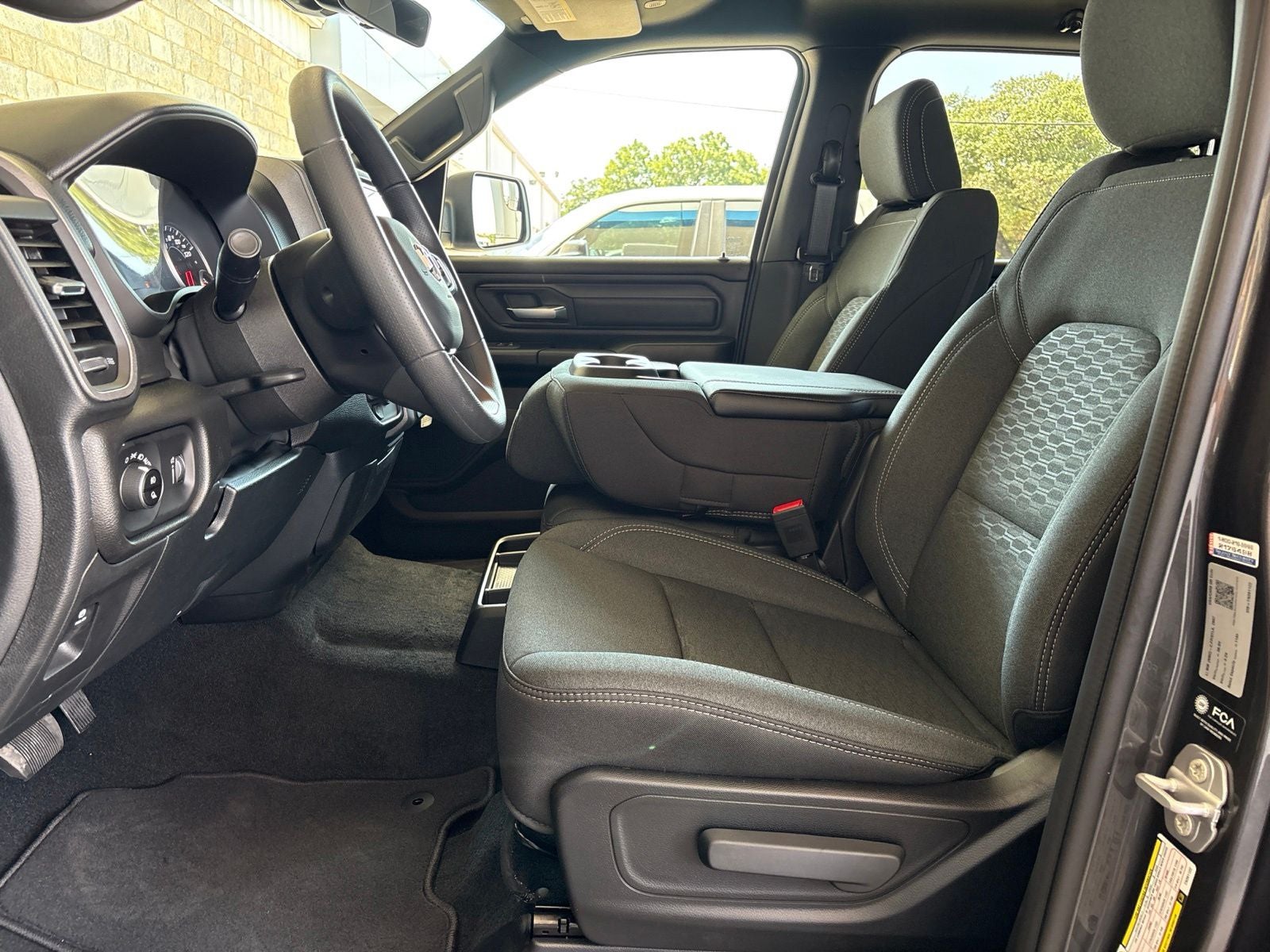 2026 RAM Ram 1500 RAM 1500 EXPRESS CREW CAB 4X2 5'7' BOX