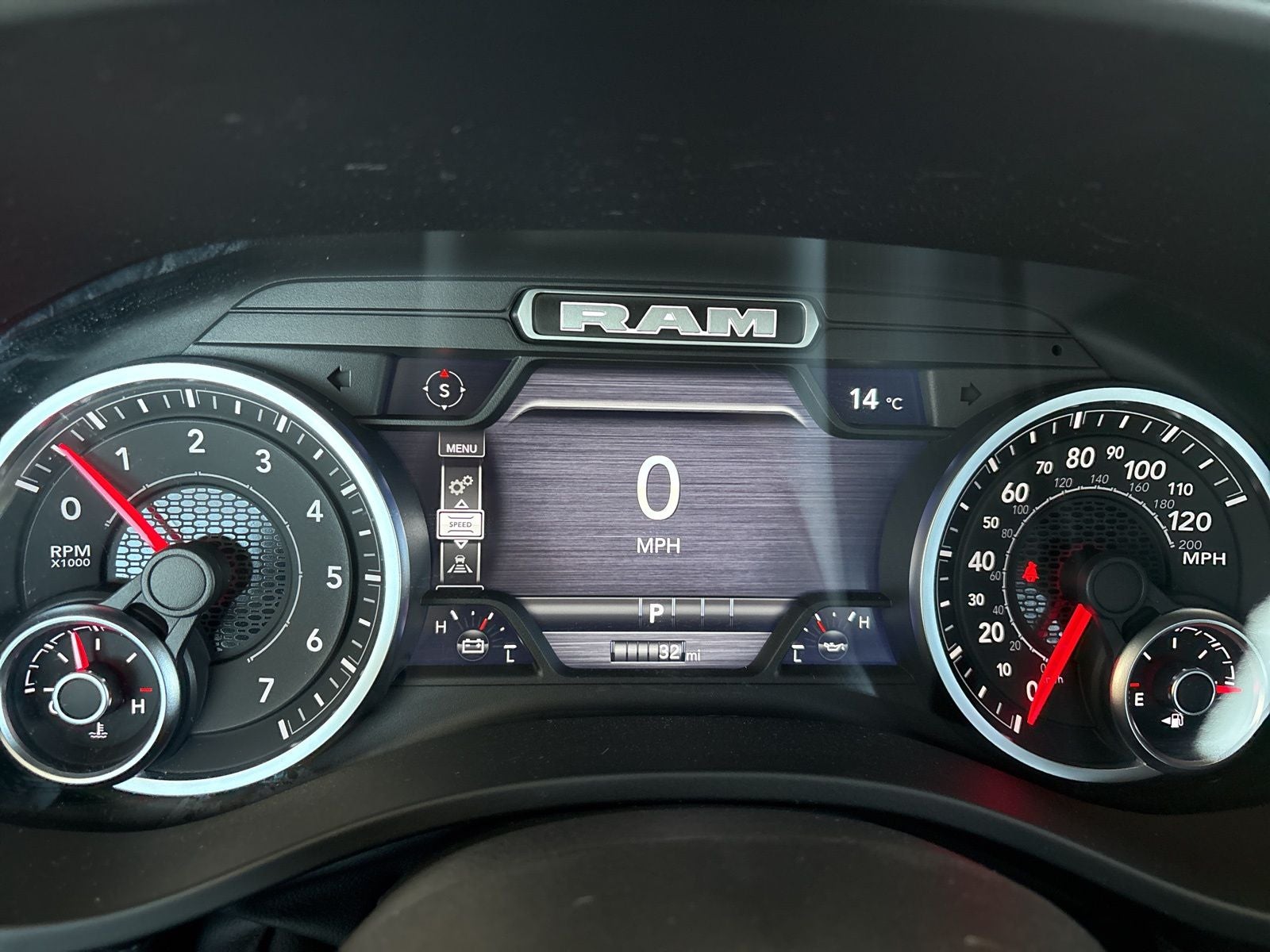 2026 RAM Ram 1500 RAM 1500 EXPRESS QUAD CAB 4X4 6'4' BOX