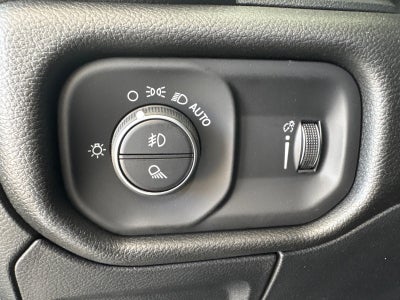 2026 RAM Ram 1500 RAM 1500 EXPRESS QUAD CAB 4X4 6'4' BOX