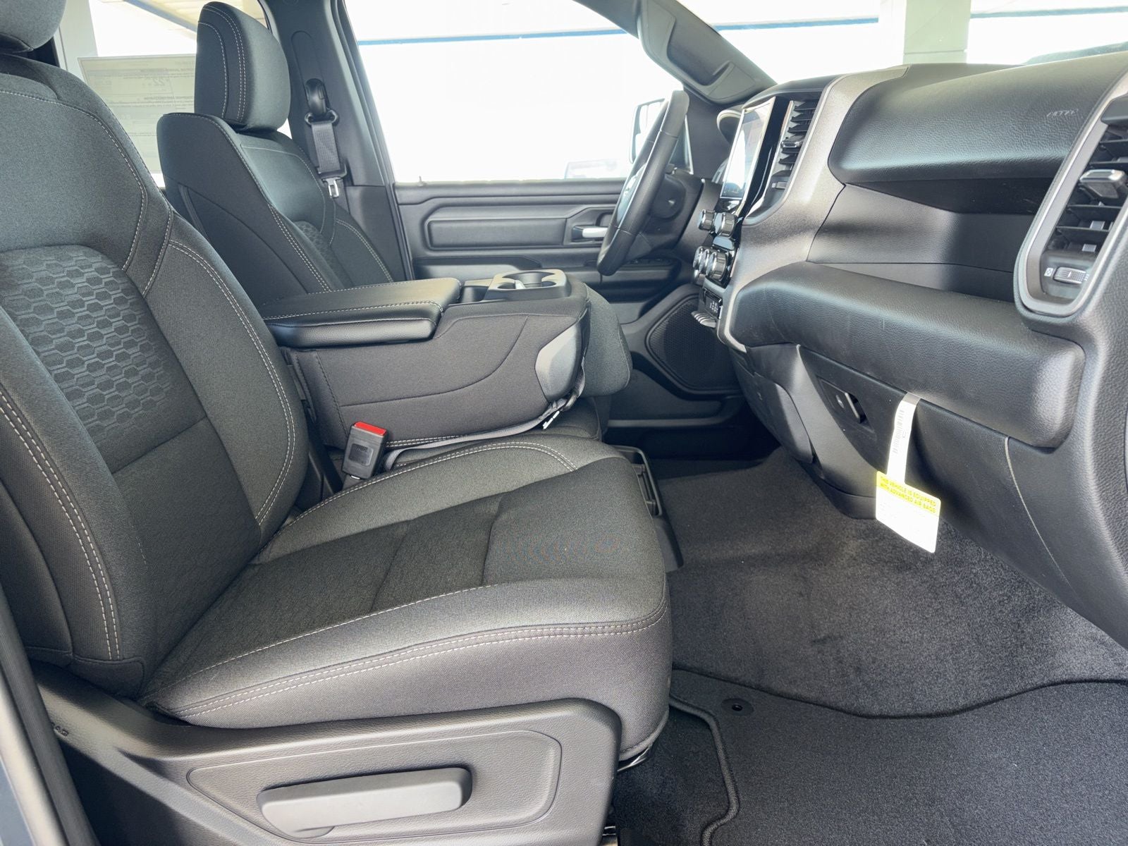 2026 RAM Ram 1500 RAM 1500 EXPRESS QUAD CAB 4X2 6'4' BOX