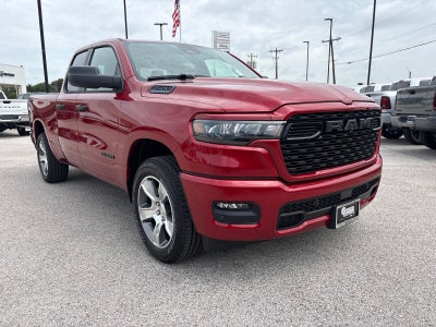 2026 RAM Ram 1500 RAM 1500 EXPRESS QUAD CAB 4X2 6'4' BOX