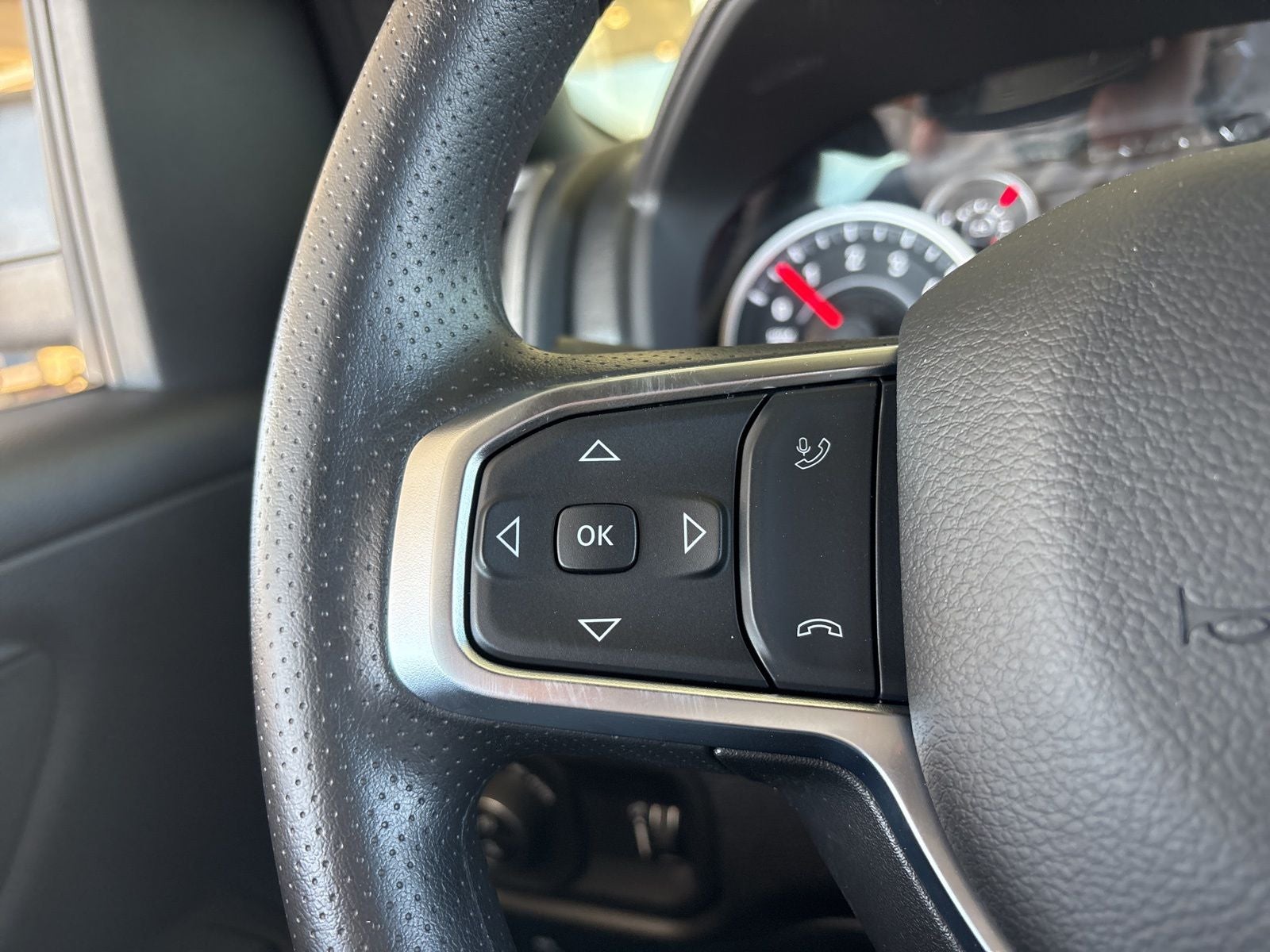 2026 RAM Ram 1500 RAM 1500 EXPRESS QUAD CAB 4X2 6'4' BOX