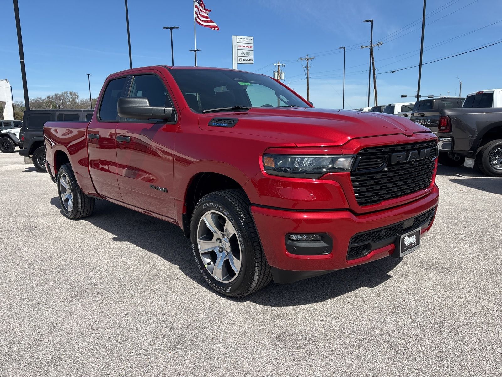 2026 RAM Ram 1500 RAM 1500 EXPRESS QUAD CAB 4X2 6'4' BOX