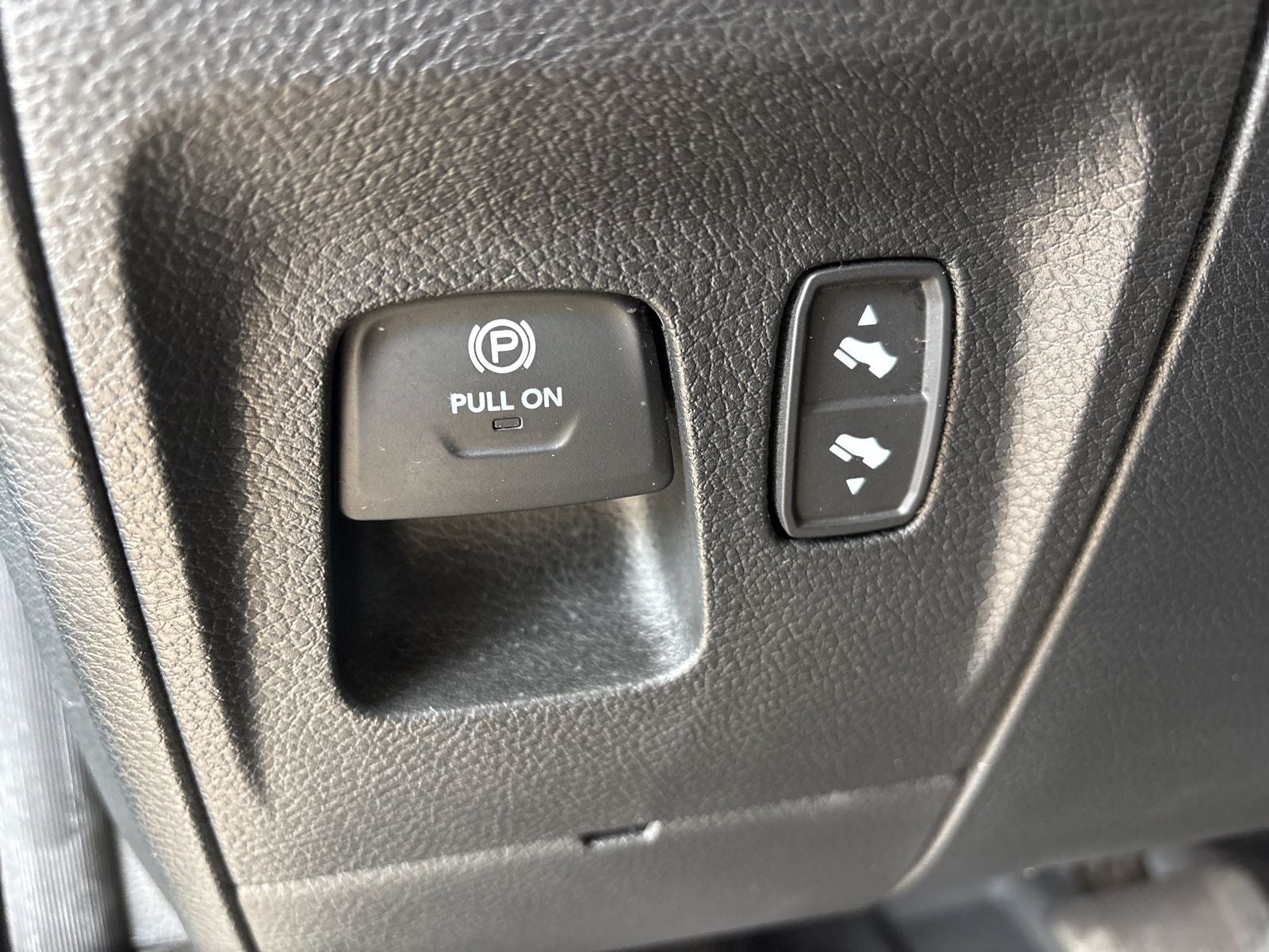 2025 RAM Ram 1500 Lone Star Crew Cab 4x4 5'7' Box