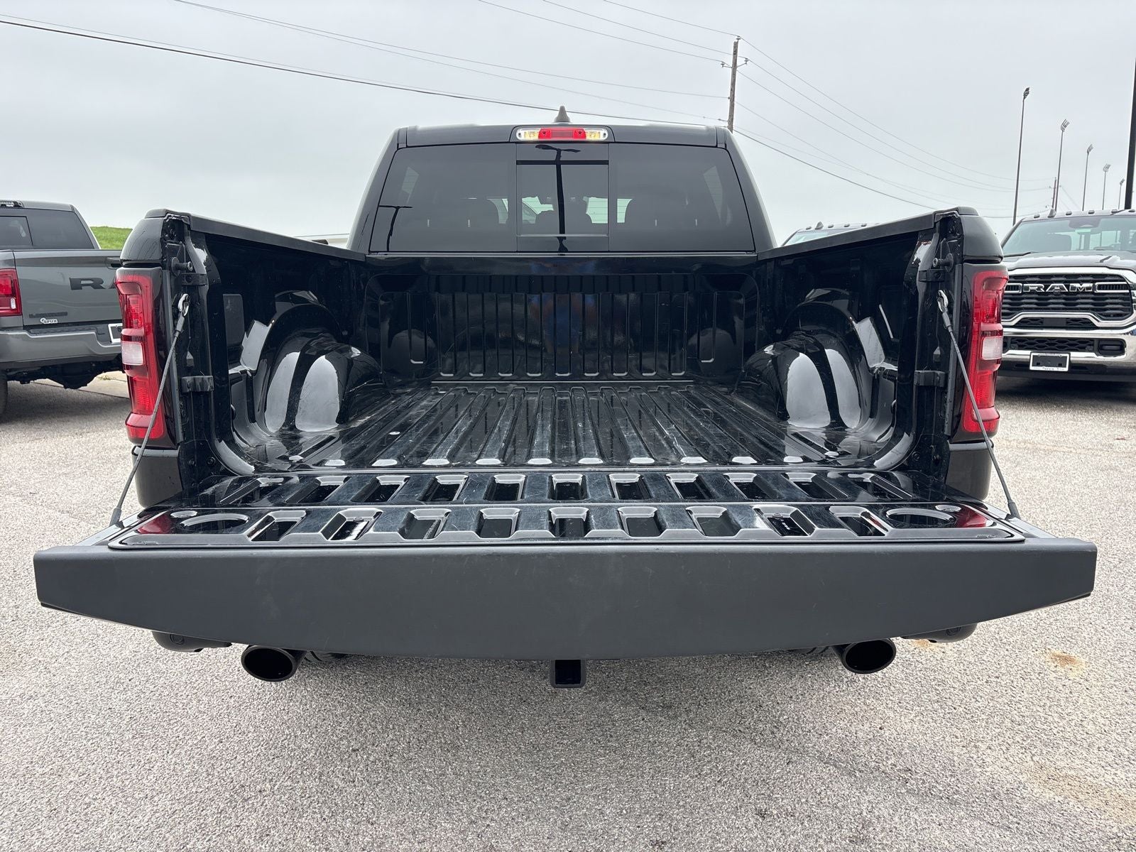 2025 RAM Ram 1500 Lone Star Crew Cab 4x4 5'7' Box
