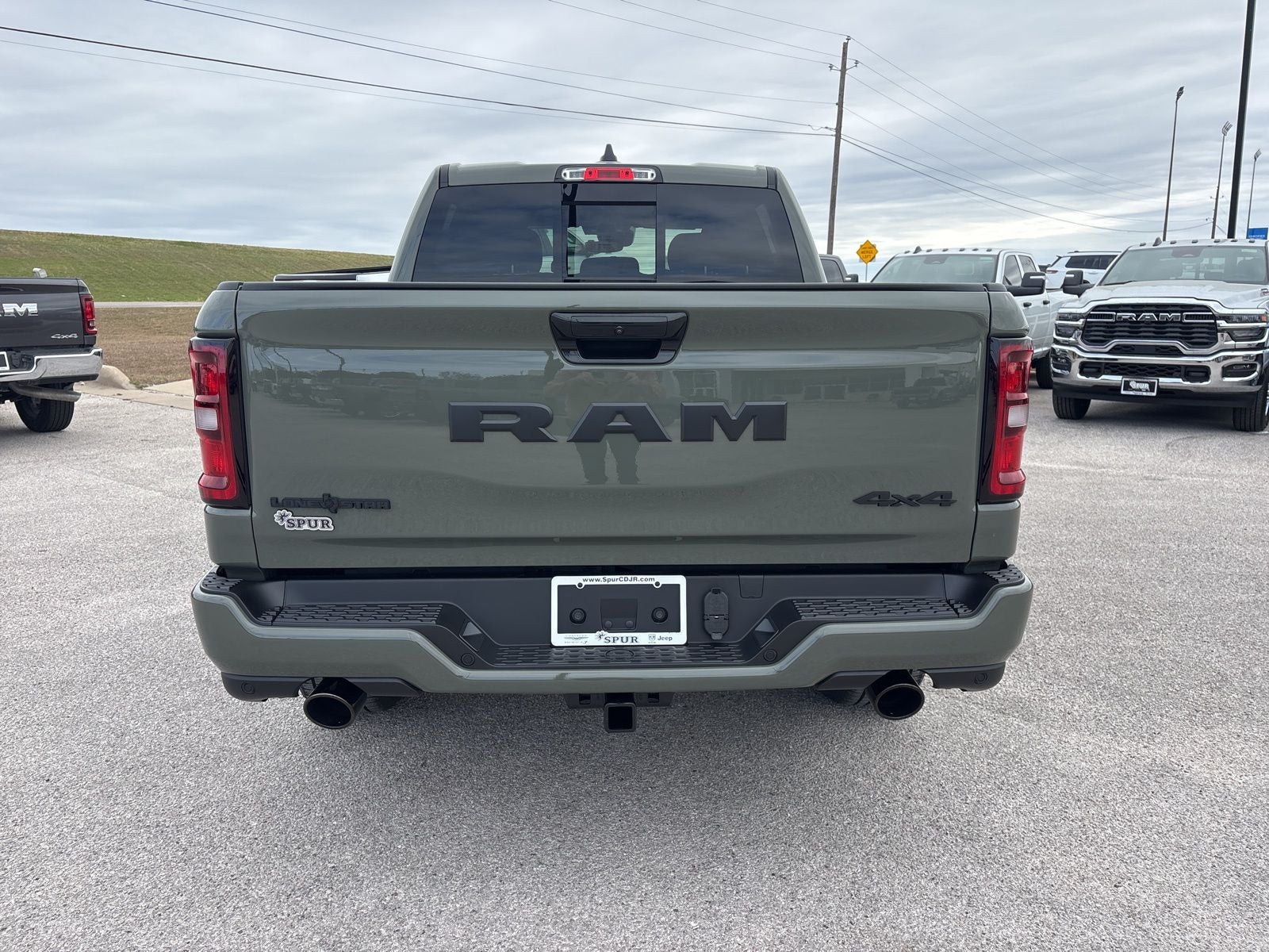 2026 RAM Ram 1500 RAM 1500 LONE STAR CREW CAB 4X4 5'7' BOX