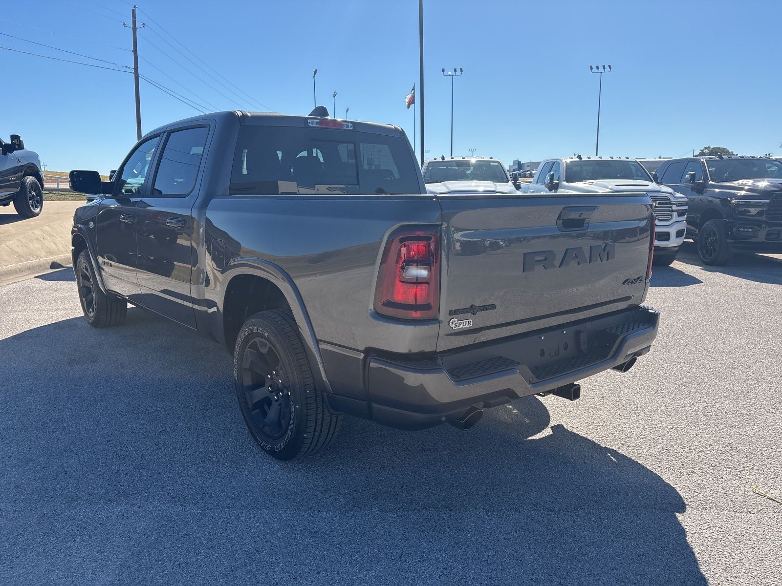 2026 RAM Ram 1500 RAM 1500 LONE STAR CREW CAB 4X4 5'7' BOX