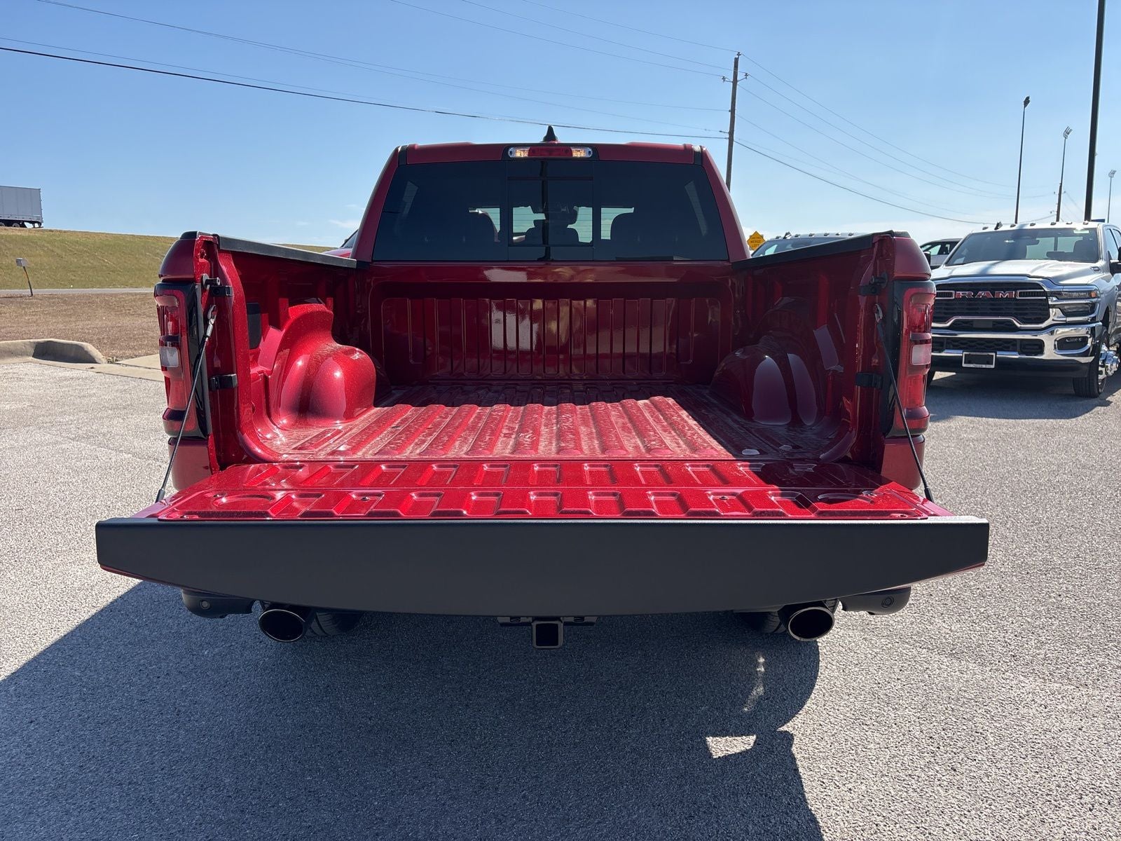 2026 RAM Ram 1500 RAM 1500 LONE STAR CREW CAB 4X4 5'7' BOX