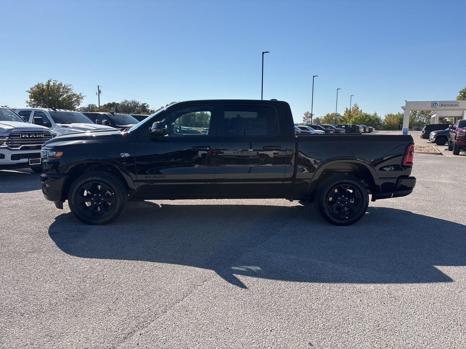 2026 RAM Ram 1500 RAM 1500 LONE STAR CREW CAB 4X4 5'7' BOX