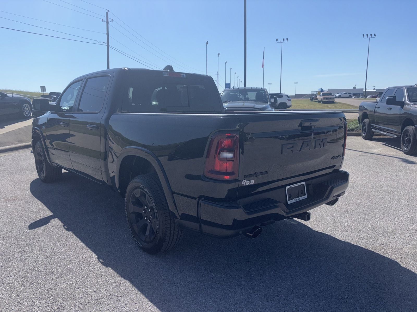 2026 RAM Ram 1500 RAM 1500 LONE STAR CREW CAB 4X4 5'7' BOX