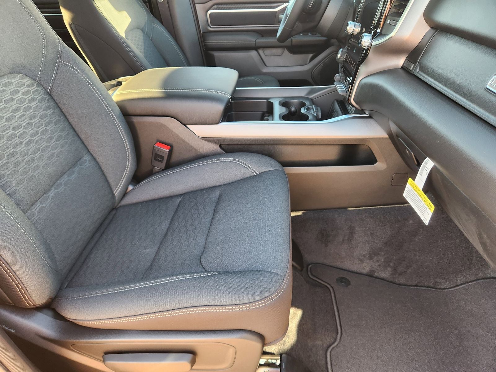 2026 RAM Ram 1500 RAM 1500 LONE STAR CREW CAB 4X4 5'7' BOX