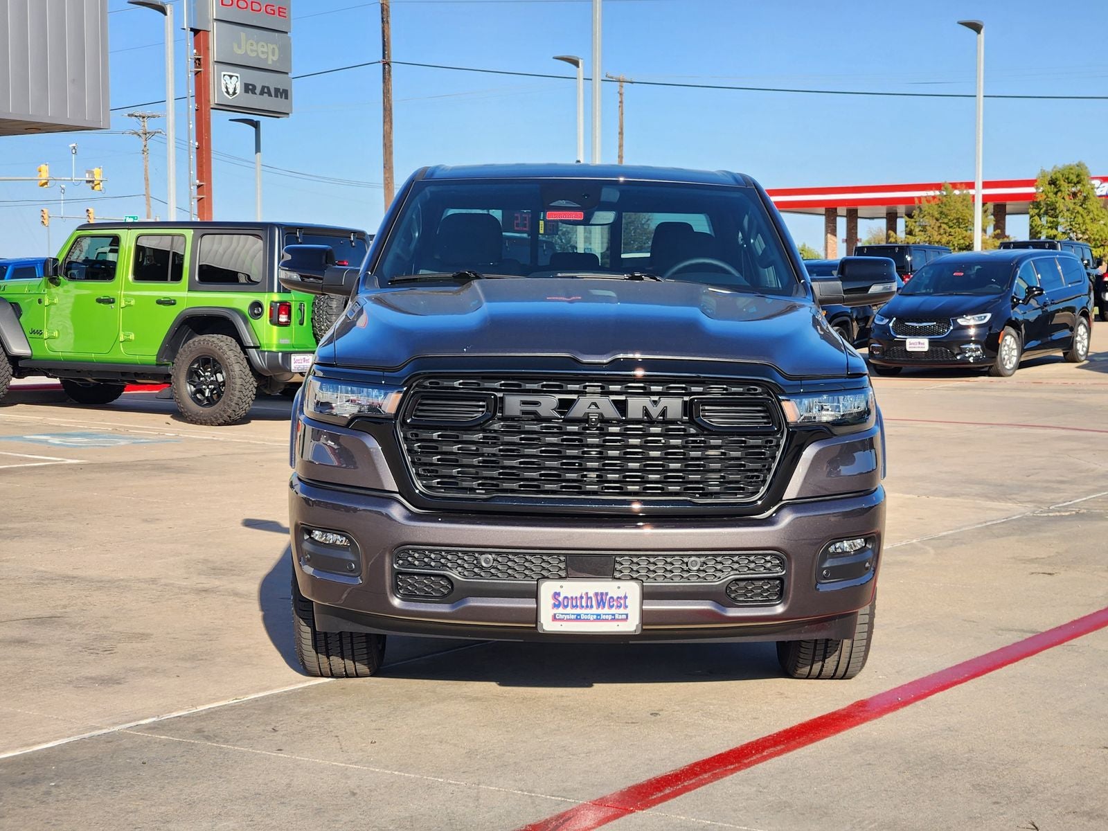 2026 RAM Ram 1500 RAM 1500 LONE STAR CREW CAB 4X4 5'7' BOX