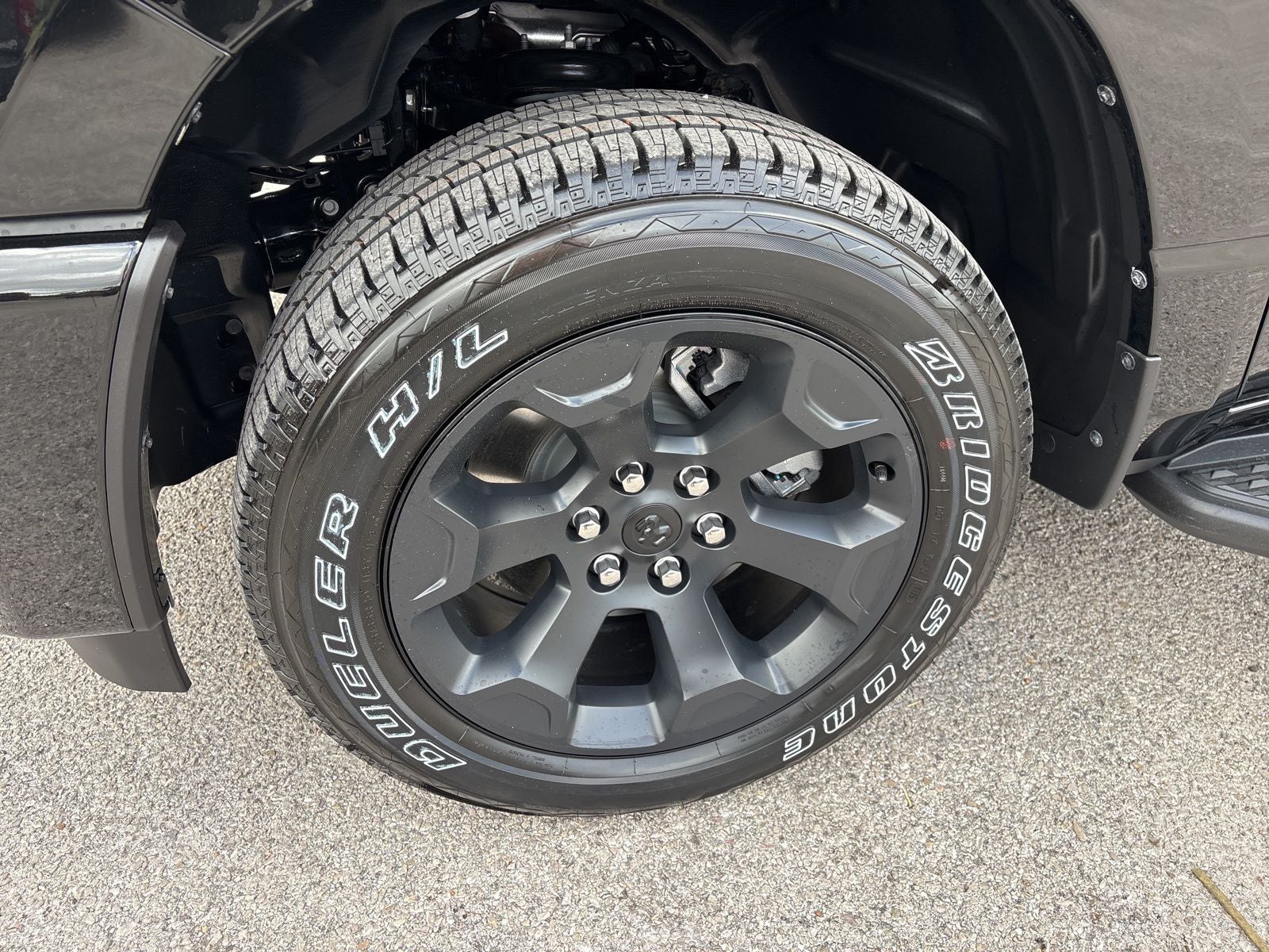 2026 RAM Ram 1500 RAM 1500 EXPRESS CREW CAB 4X4 5'7' BOX