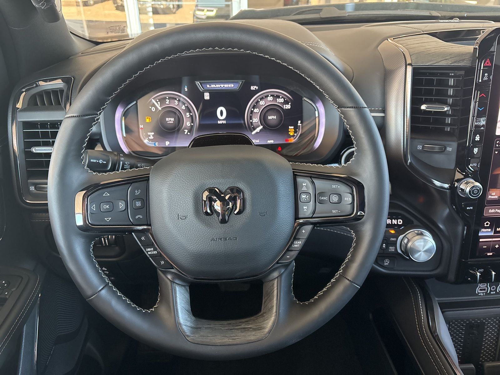 2026 RAM Ram 1500 RAM 1500 LIMITED CREW CAB 4X4 5'7' BOX