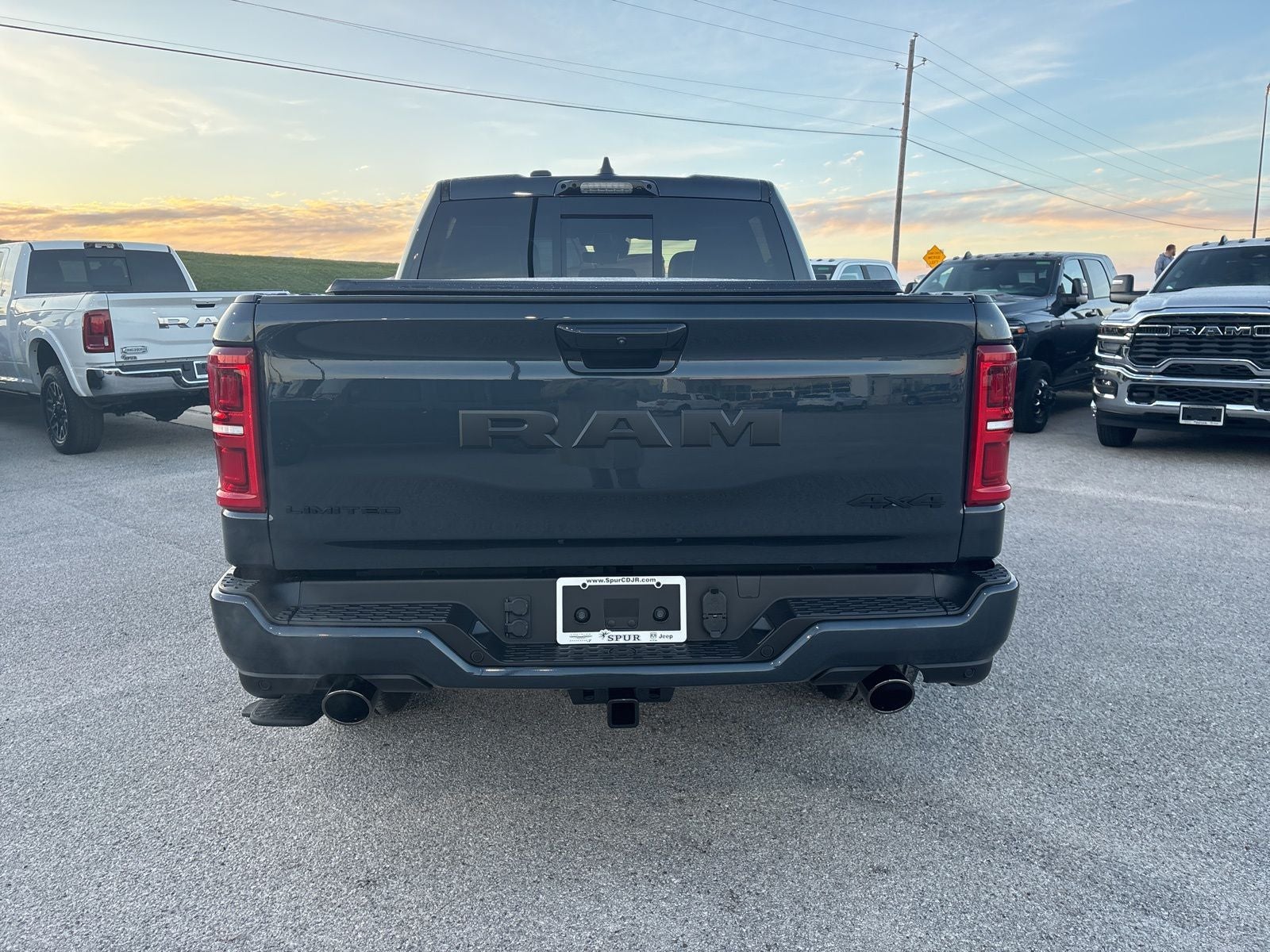 2026 RAM Ram 1500 RAM 1500 LIMITED CREW CAB 4X4 5'7' BOX