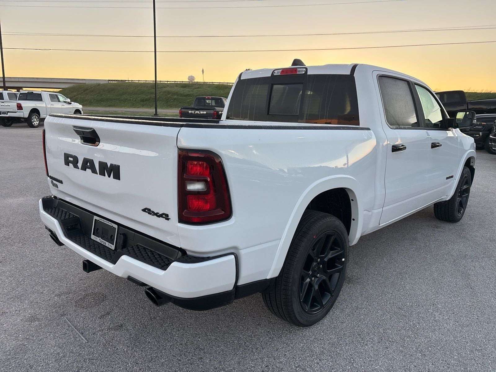 2026 RAM Ram 1500 RAM 1500 LARAMIE CREW CAB 4X4 5'7' BOX