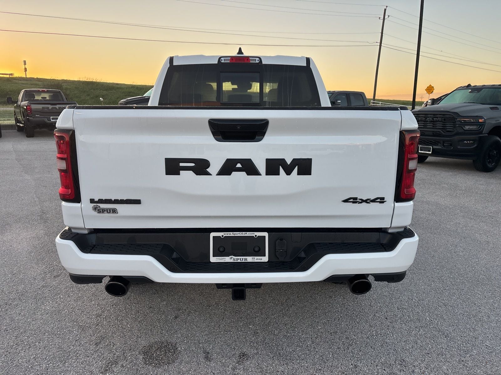 2026 RAM Ram 1500 RAM 1500 LARAMIE CREW CAB 4X4 5'7' BOX