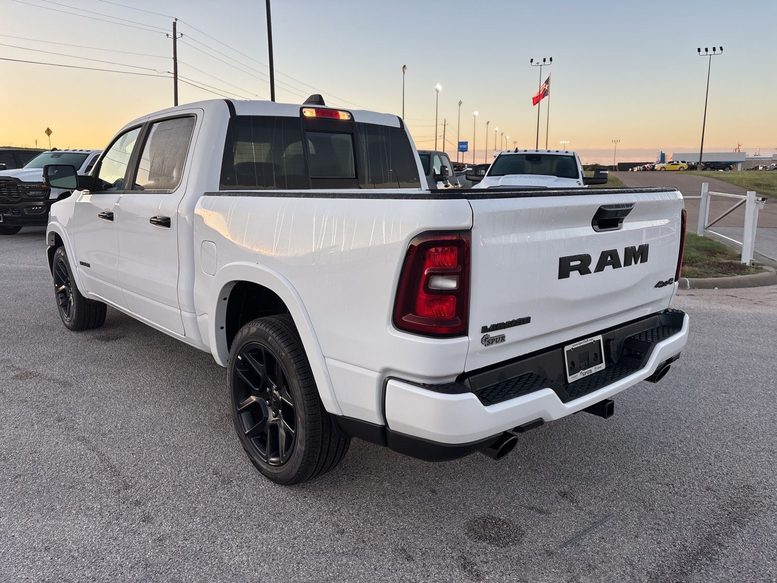 2026 RAM Ram 1500 RAM 1500 LARAMIE CREW CAB 4X4 5'7' BOX