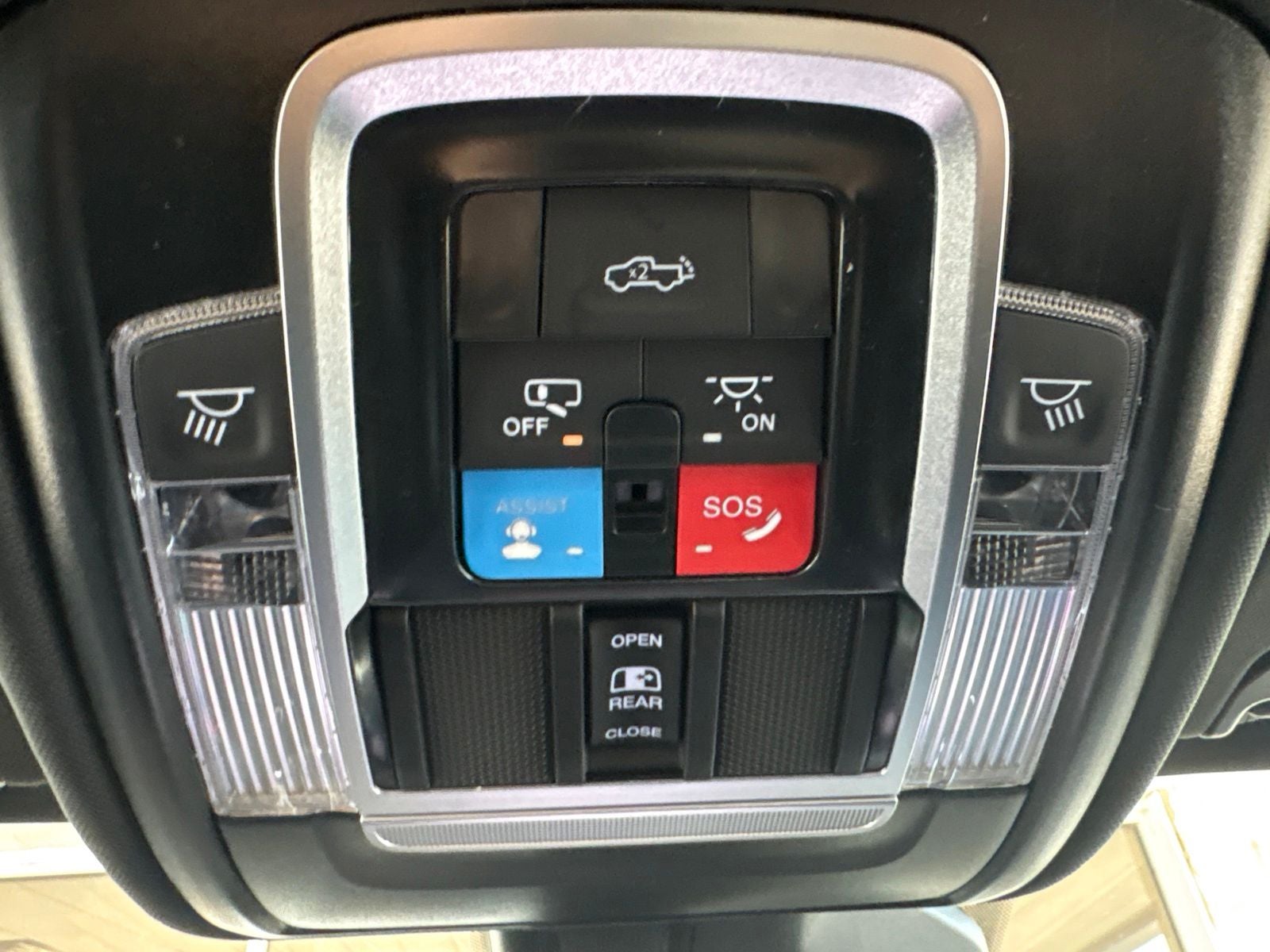 2027 RAM Ram 1500 RAM 1500 LARAMIE CREW CAB 4X4 5'7' BOX