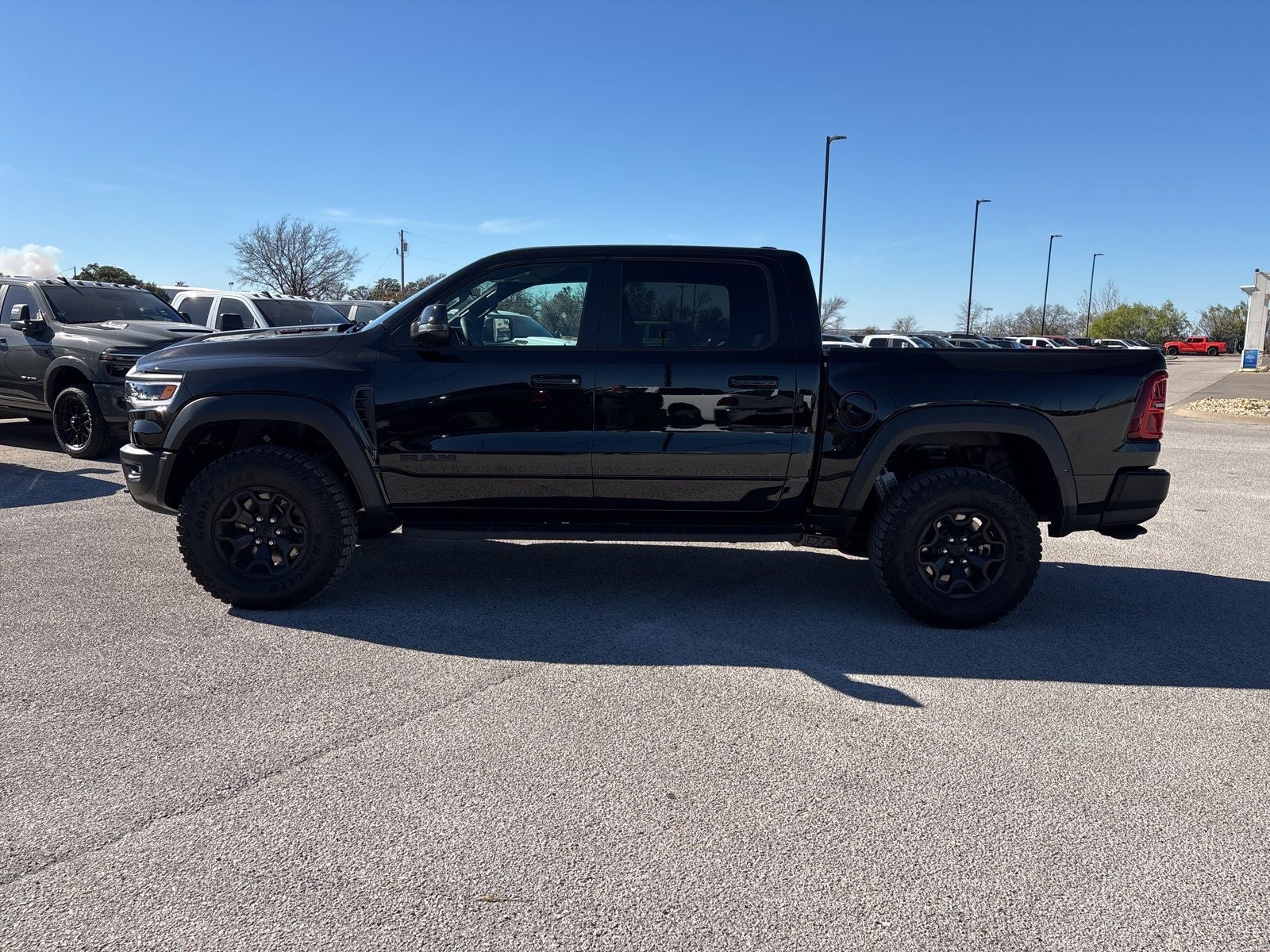 2026 RAM Ram 1500 RAM 1500 RHO CREW CAB 4X4 5'7' BOX